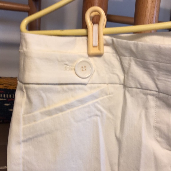 The Limited exact stretch cream dress pants size 6 - Picture 3 of 4